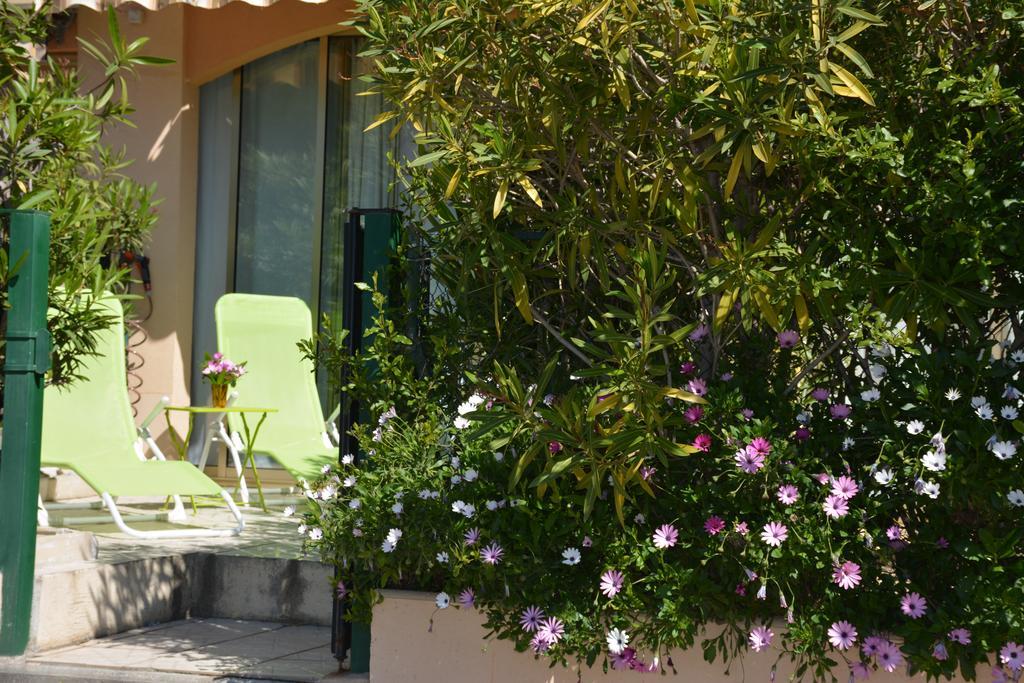 Bandol Brothers Bagian luar foto